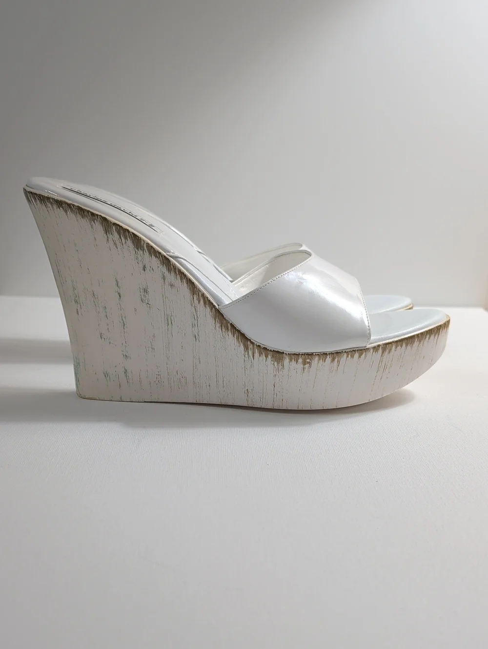 Charles David White Italian Leather Wedge Heels Size 10